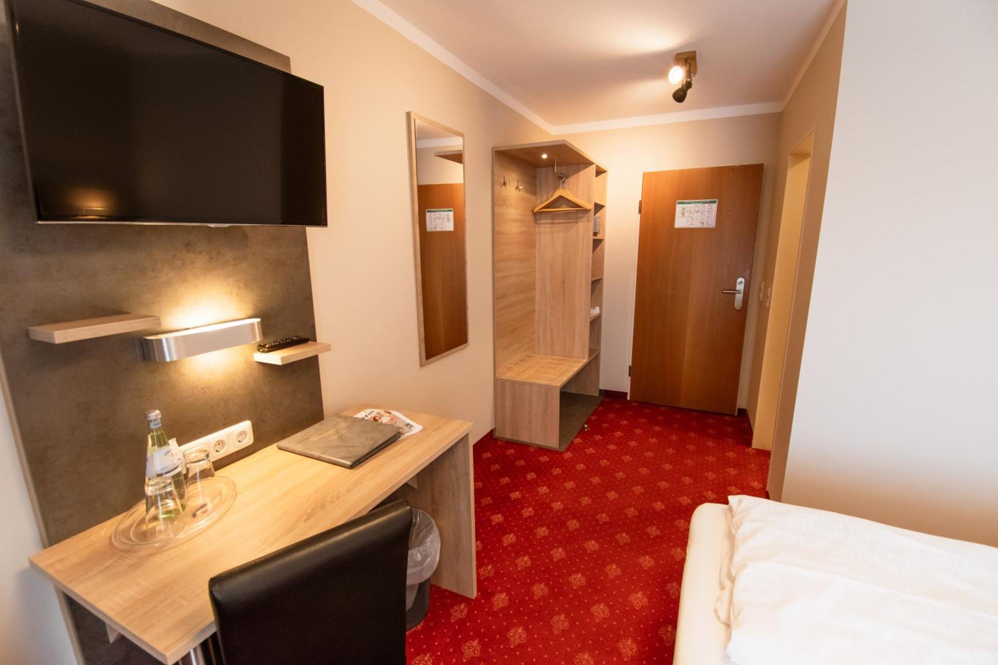 Hotel Pockinger Hof Pocking  Esterno foto