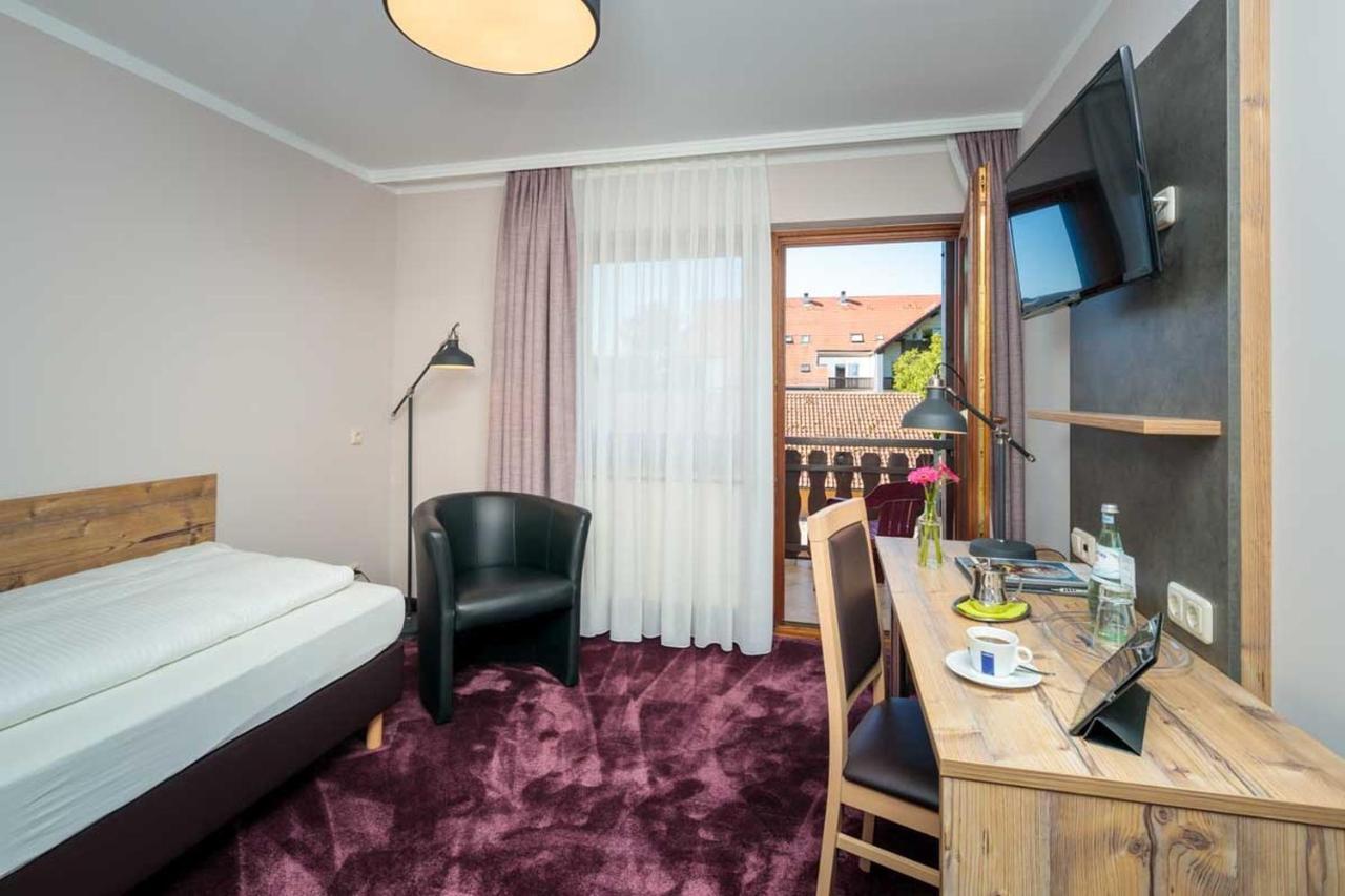 Hotel Pockinger Hof Pocking  Esterno foto